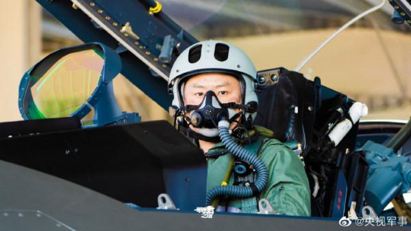 收藏！殲-20超帥高畫質桌布來了