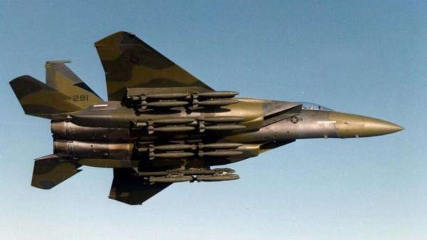 便宜炸彈輕鬆變精確武器？美國最通用的炸彈，轟炸機一次帶80多枚