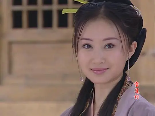 舒暢直播，榮登帶貨榜單榜首，沒想到做主播的她也如此優秀