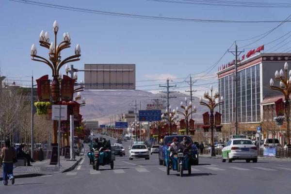 從高原紅柳灘到現代化城鎮——獅泉河鎮的成長