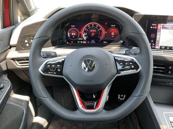 賽道體驗第八代高爾夫GTI：快得有血有肉有靈魂