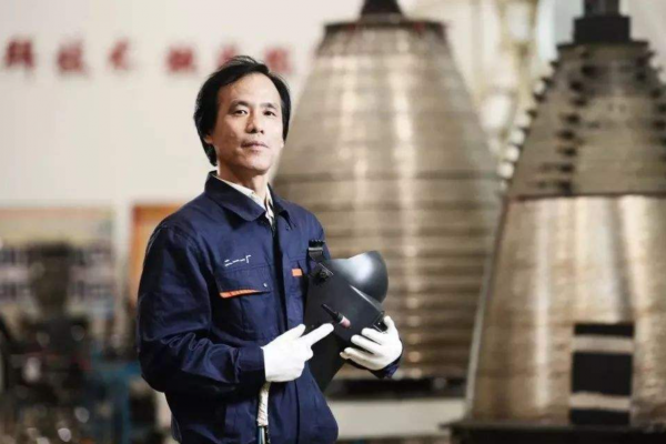 中國電焊第一人:多次拒絕國外8倍高薪邀請,專研長征火箭焊接 中國電焊第一人:多次拒絕國外8倍高薪邀請,專研長征火箭焊接
