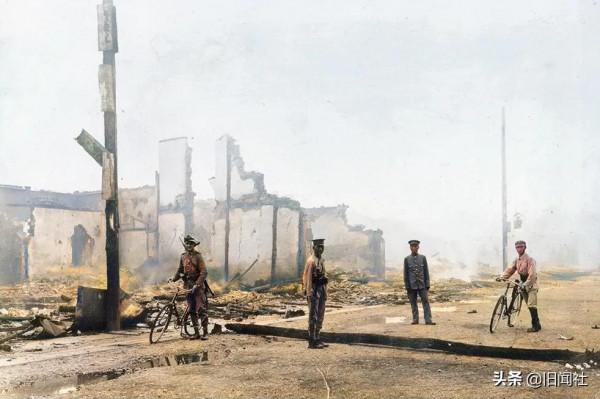 1916年，一名革命黨倒斃漢口街頭，母親拉著手痛不欲生