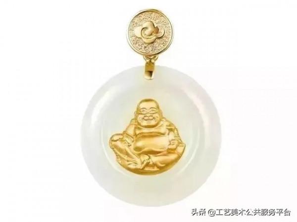 假貨大盤點！看到這 8 種珠寶離遠點，買了也是浪費錢！