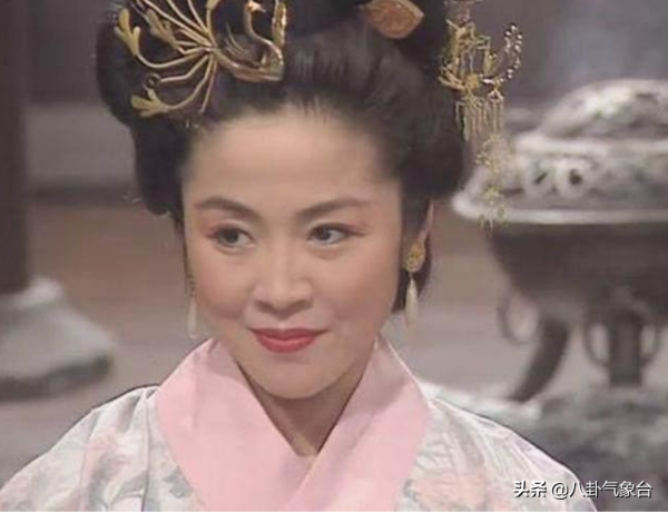 借《高山下的花環》成名,32歲喪夫40歲離婚,63歲蓋克如今怎樣了 借《高山下的花環》成名,32歲喪夫40歲離婚,63歲蓋克如今怎樣了