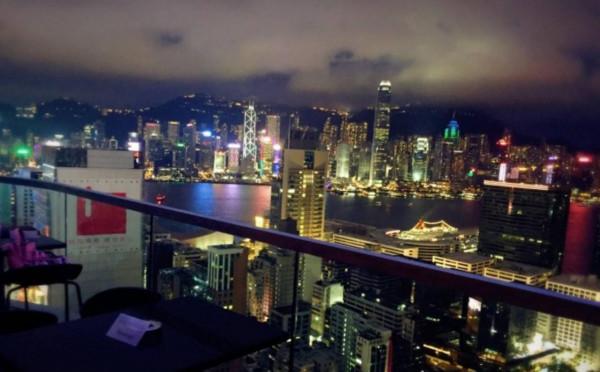 恆大市值蒸發3000億,鄭裕彤早已套現離場,第二股東卻虧損上百億 恆大市值蒸發3000億,鄭裕彤早已套現離場,第二股東卻虧損上百億