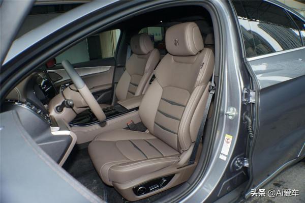 1&period;4L油耗帶四驅，高階旗艦大家轎，不要購置稅還便宜，比亞迪漢DM