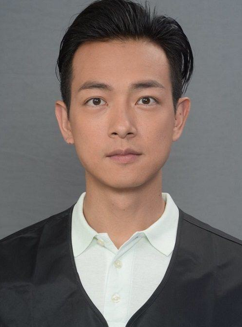 愛國港星梁烈唯：因愛國言論遭雪藏、被排擠，如今苦盡甘來終成王