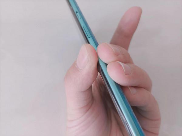 適合單手握持的手機,尺寸是怎樣的呢? 適合單手握持的手機,尺寸是怎樣的呢?