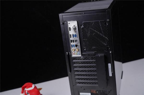 選擇準系統主機,實用更方便——微星AEGIS宙斯盾Z5分享 選擇準系統主機,實用更方便——微星AEGIS宙斯盾Z5分享