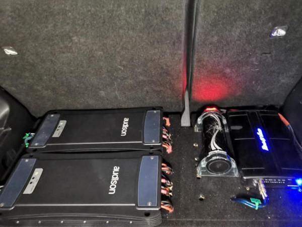 車載揚聲器怎麼改裝？日產奇駿汽車音響升級過程