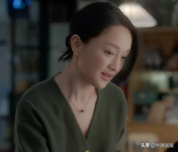 周迅在《小敏家》裡的好衣品,不只靠堆大牌 周迅在《小敏家》裡的好衣品,不只靠堆大牌