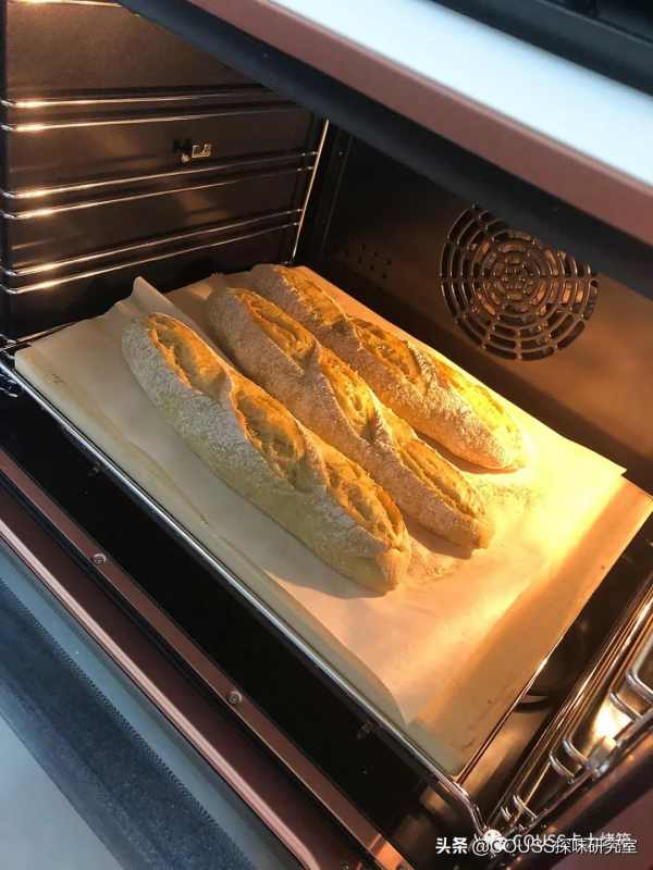 中西合璧的滋味首創,韭香法棍 中西合璧的滋味首創,韭香法棍