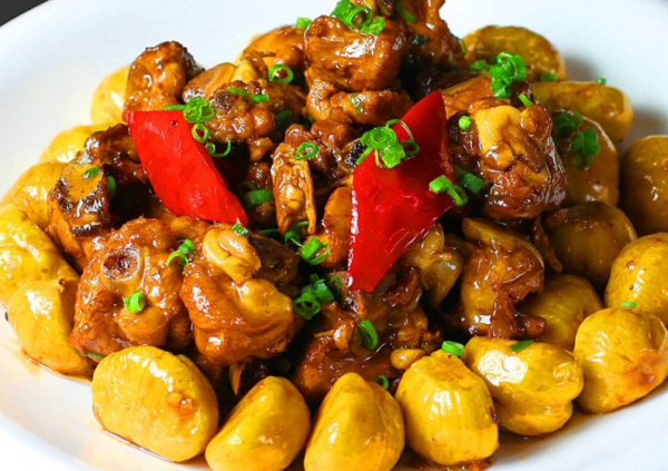 秋天,少吃土豆南瓜多吃它,拿來燒雞翅,營養便宜,香噴噴吃不膩 秋天,少吃土豆南瓜多吃它,拿來燒雞翅,營養便宜,香噴噴吃不膩