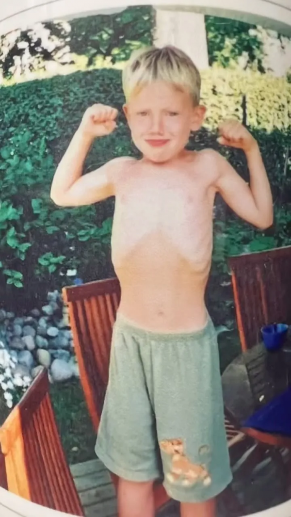 健身男模特本傑明·阿爾佈雷德釋出健身書籍,跟大家分享他的心得 健身男模特本傑明·阿爾佈雷德釋出健身書籍,跟大家分享他的心得