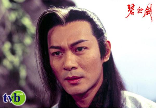 從收視冠軍看TVB興衰史，盤點1992—2021年TVB年冠，差距就出來了