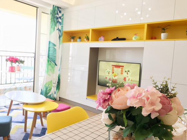 50㎡小家入住，裝修+家電只花8萬！效果出乎意料的好