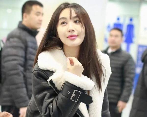 黃曉明和Angelababy終離婚，心疼李菲兒30秒