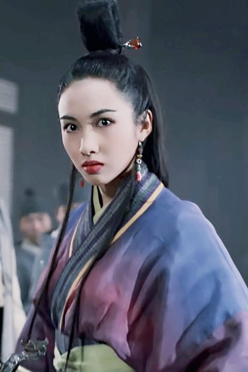 “落魄”千金黎姿，放著富二代許晉亨不要，為何偏偏嫁給瘸腿富豪