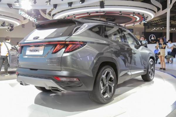 SUV第五代途勝L，標配200馬力+6.2升油耗，外觀還比較新穎