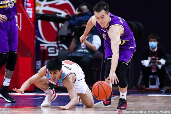 國家隊十大後衛競爭四席位置，誰將成為杜峰最終的天選之子