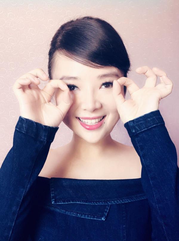 盲人歌手劉賽:爆紅後嫁河南農村,倒貼2套房,將公婆當孩子寵 盲人歌手劉賽:爆紅後嫁河南農村,倒貼2套房,將公婆當孩子寵