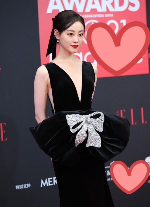 ELLE紅毯：董潔扮嫩劉濤秦海璐合體，都不敵戴百萬私人珠寶的韓雪