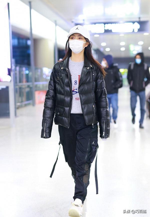 譚松韻又給我們上了一課!私服穿搭減齡又不讓人反感,太有格調了 譚松韻又給我們上了一課!私服穿搭減齡又不讓人反感,太有格調了