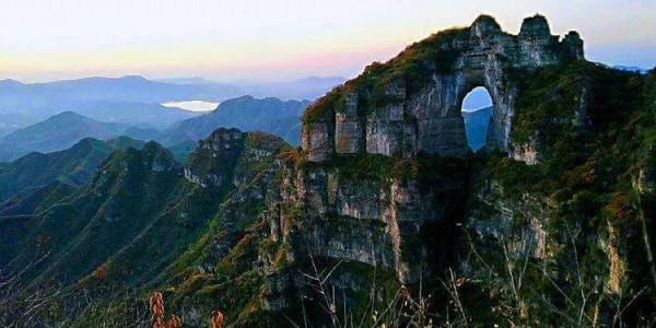 巍巍太行：蠶姑坨