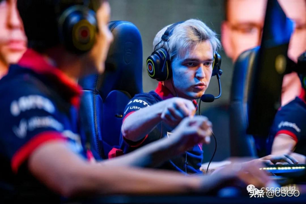 「V4未來電競節」紅星再添一冠