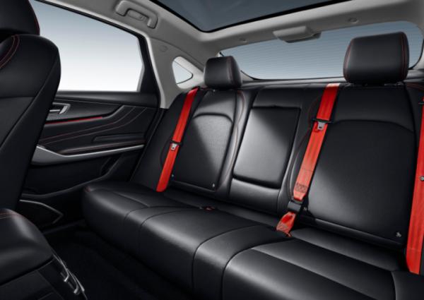 雷諾江鈴首款電動車羿配置曝光,產品力到底如何? 雷諾江鈴首款電動車羿配置曝光,產品力到底如何?