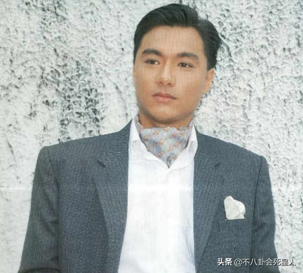 父親顏值驚為天人，兒女卻長得醜，這5位香港男神的基因被浪費了