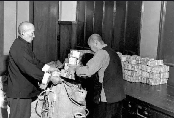 國軍中將被判死刑，四川主席竟率兵起義力保，最終結局如何？