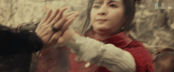 王晶新“倚天”開播，小昭變蜘蛛精、造型全部雷翻，把我看內傷了