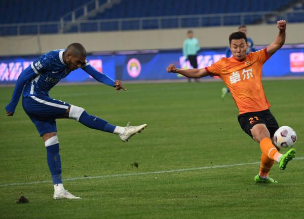 足球｜中超保級組：武漢戰平河南嵩山龍門