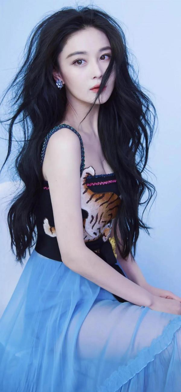 張馨予 桌布 張馨予 桌布