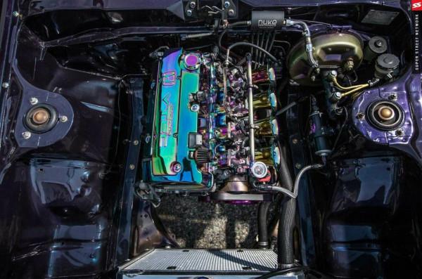 這款配備S2000發動機的1977年豐田Celica是一件真正的藝術品