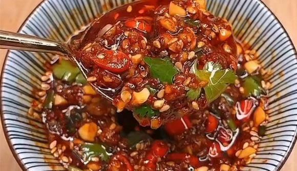 天冷了，吃肉不如吃它，不煎也不炸，團成餅一蒸Q彈筋道