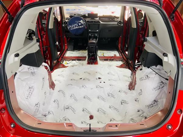 安靜之路 西寧音樂坊名爵ZS汽車隔音改裝大白鯊 安靜之路 西寧音樂坊名爵ZS汽車隔音改裝大白鯊