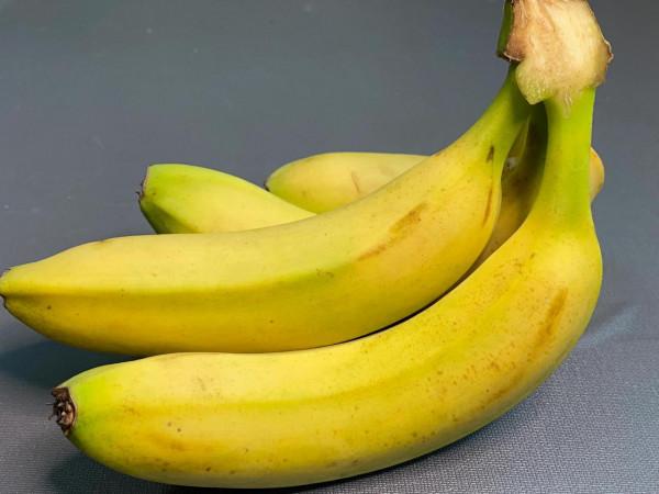 3根香蕉加2顆雞蛋，是我年夜飯必做的拿手菜，上桌就光碟，先收藏