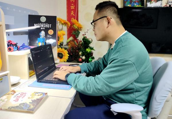 科貝森兒童學習桌：幫孩子養成良好坐姿