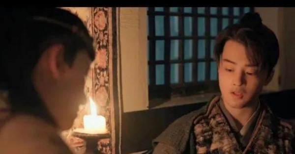 別以為貼個鬍子就是女扮男裝，這6位女星的男裝太帥，真不糊弄人