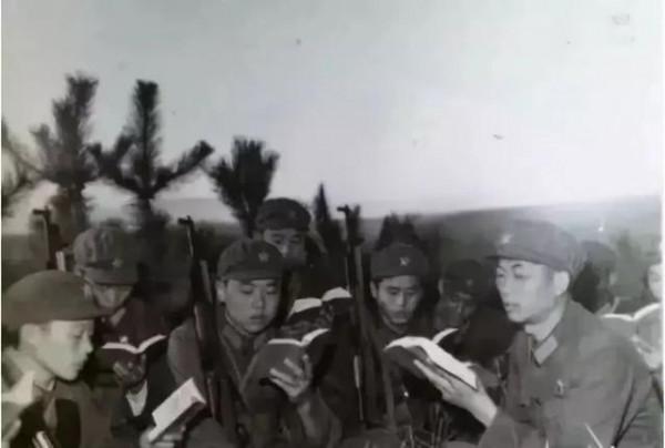 中國部隊70年代伙食如何？100多人三餐花20塊，空軍一天伙食3塊5