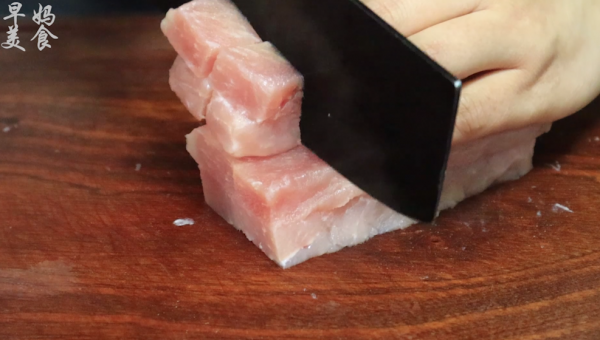 網上很火的“櫻桃肉”，原來做法這麼簡單，逢年過節待客很受歡迎