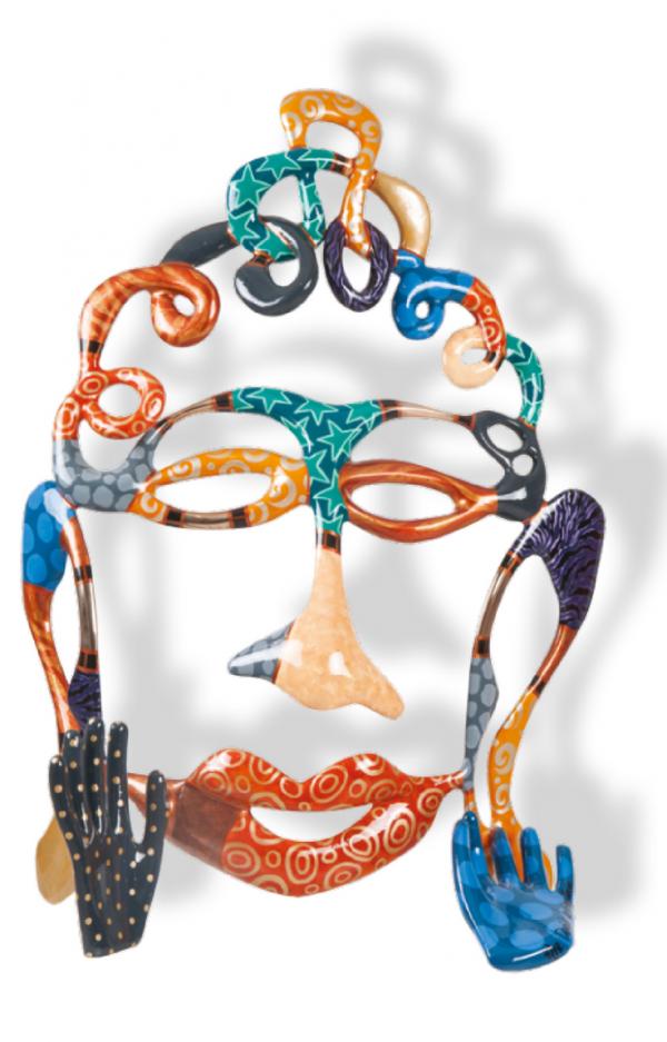 絢爛圖案結合細膩線條構建造型獨特的雕塑作品