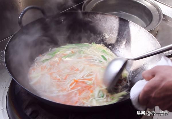 爽拌三絲最簡單又好吃的做法,大廚教你多加一步,色澤鮮豔又脆嫩 爽拌三絲最簡單又好吃的做法,大廚教你多加一步,色澤鮮豔又脆嫩