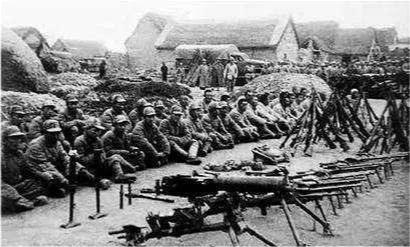 豫東戰役我軍身陷重圍，粟裕大將兩變戰術殲敵9萬，活捉區壽年