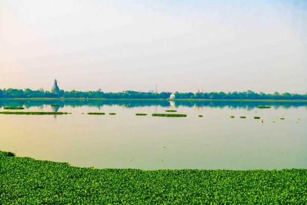 緬甸有座柚木做的橋，未使用一顆鐵釘，是世界十大最美日落地之一