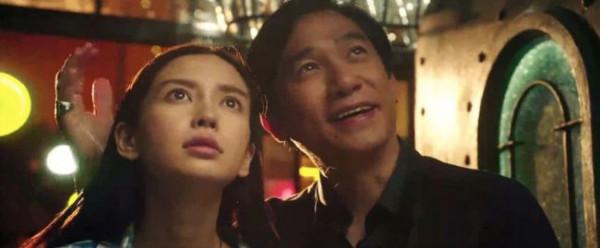 《擺渡人》:擺渡他人,守住“自我”,享受愛享受生命 《擺渡人》:擺渡他人,守住“自我”,享受愛享受生命