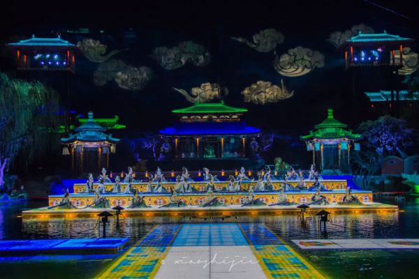 總要去趟華清宮吧 總要去趟華清宮吧